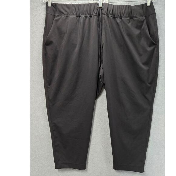 LIVI For Lane Bryant Black Ankle Trouser Pant Size 26/28 - Picture 1 of 3